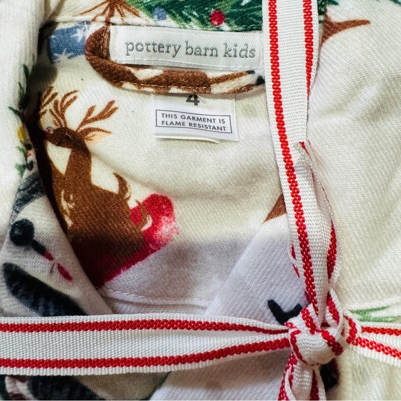 Pottery Barn Kids Christmas PJ set UNISEX NEW - Picture 2 of 3